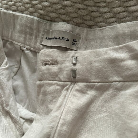 A&F Sloane Tailored Linen-Blend Pant - Picture 8 of 8